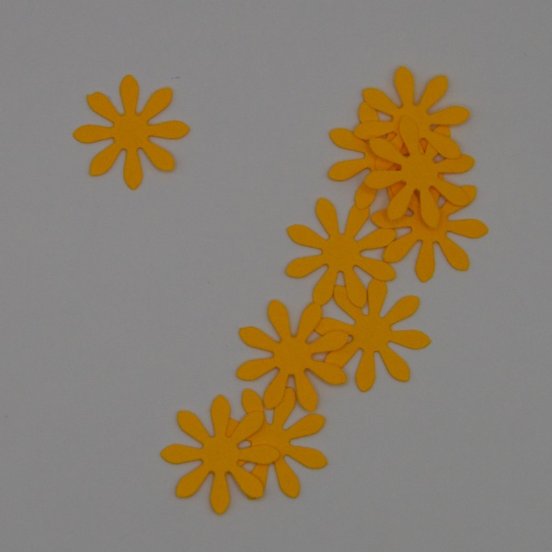 kwiat, stokrotka 1,5cm wz1