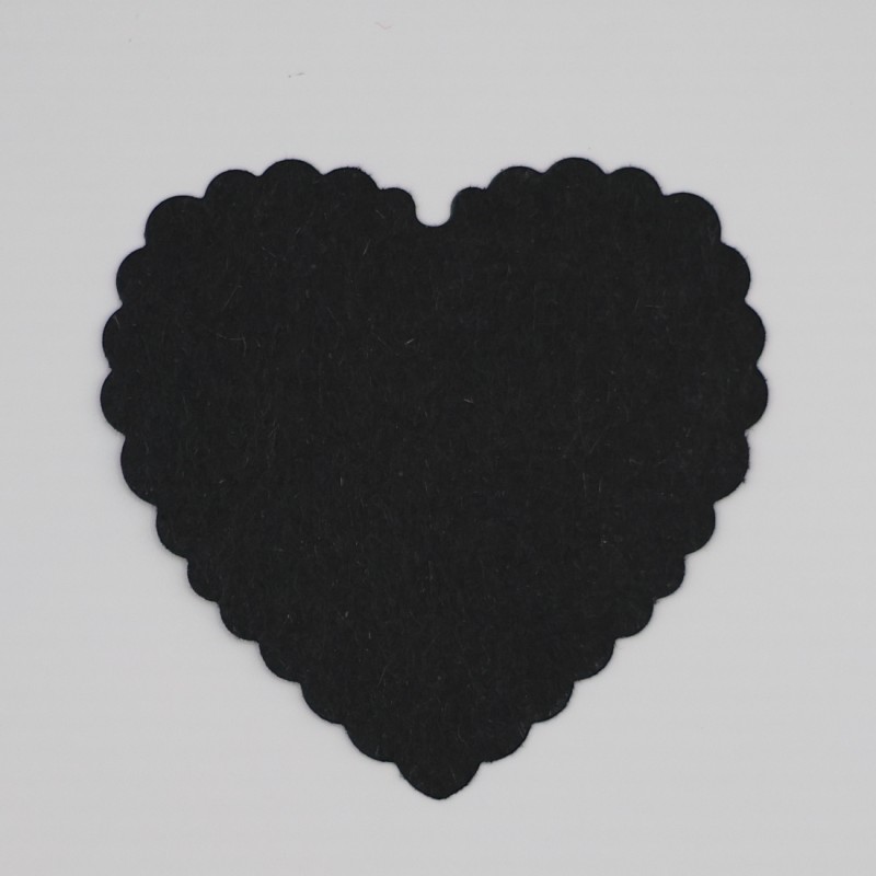 serce z falbanką 4,5cm wz1