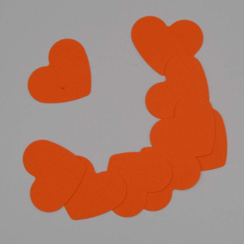 scrapki w kształcie serca, romantyczne dekoracje kreatywne